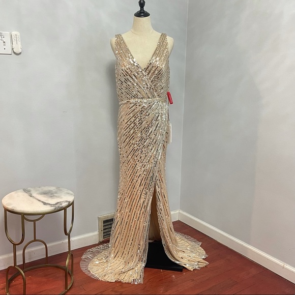 # Mac Duggal Starburst Sequin Column Gown New With Tag - Picture 3 of 17